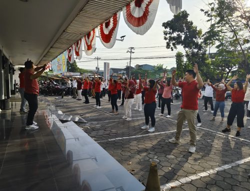 Senam dan Lomba 17-an Gunung Rizkian