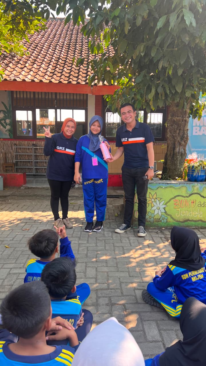 Literasi Keuangan BPR Gunung Rizki bersama SD Negeri Purwosari 02 Mijen Semarang